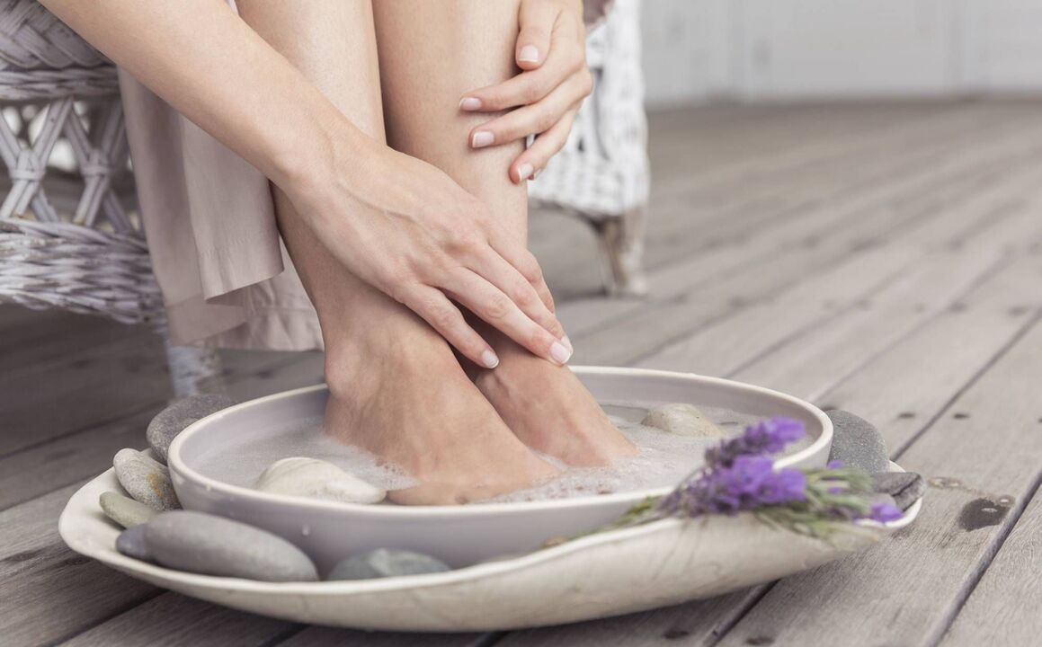 Bäder gegen Nagelpilz